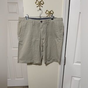 Tommy Bahama Men's Khaki Flat Front Shorts
